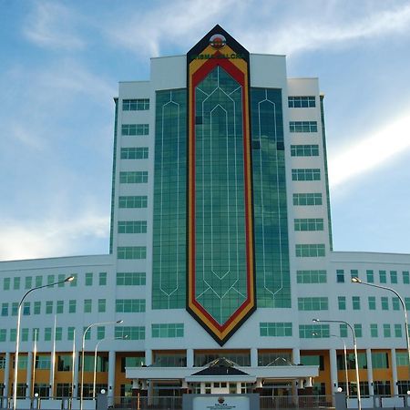فندق بلايس تو ستاي آت كامبس هاب Kota Samarahan المظهر الخارجي الصورة
